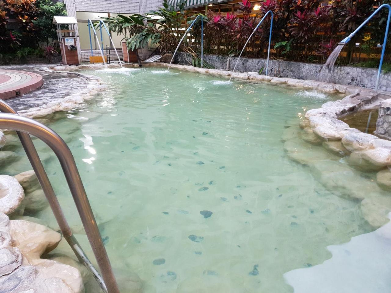 逸仙溫泉旅宿yi-Shian Hotsprin House Wenquan Kültér fotó